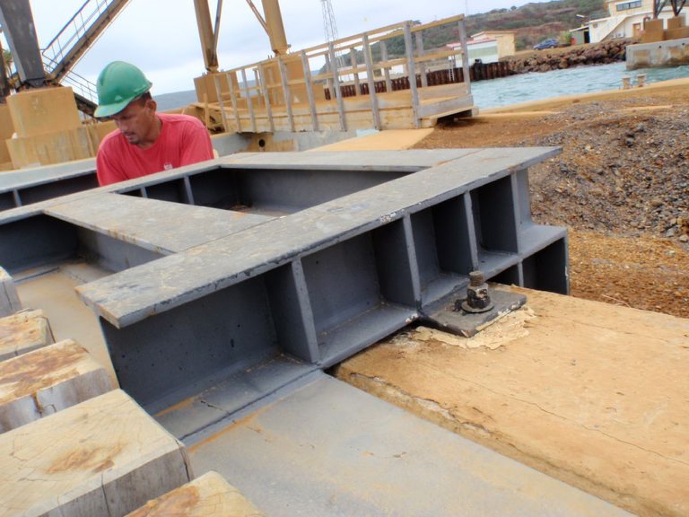 Travaux sur défenses de quai & appontements — ETSM Nouvelle-Calédonie 7